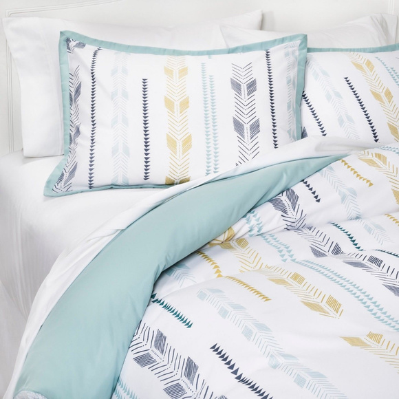 Room Essentials Bedding Arrow Print Duvet Cover Set King Poshmark